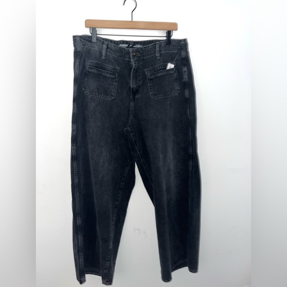 OLD NAVY NWT High-Waisted Baggy Wide-Leg Trouser Jeans in Black Wash Size 14 - Picture 4 of 10
